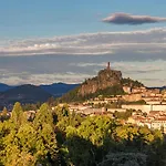 Garage Double, 2 Chambres, Balneo, 2 Sdb, 3wc, A 5 Minutes Du Puy *