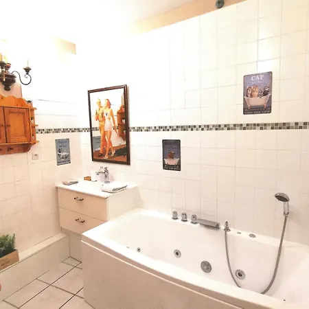 Garage Double, 2 Chambres, Balneo, 2 Sdb, 3wc, A 5 Minutes Du Puy Holiday home *